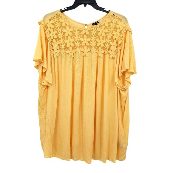 Torrid Crinkle Gauze Daisy Crochet Trim Top Size 4X Yellow Floral Flutter Sleeve - Picture 5 of 16